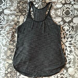 Lululemon tank top size 6